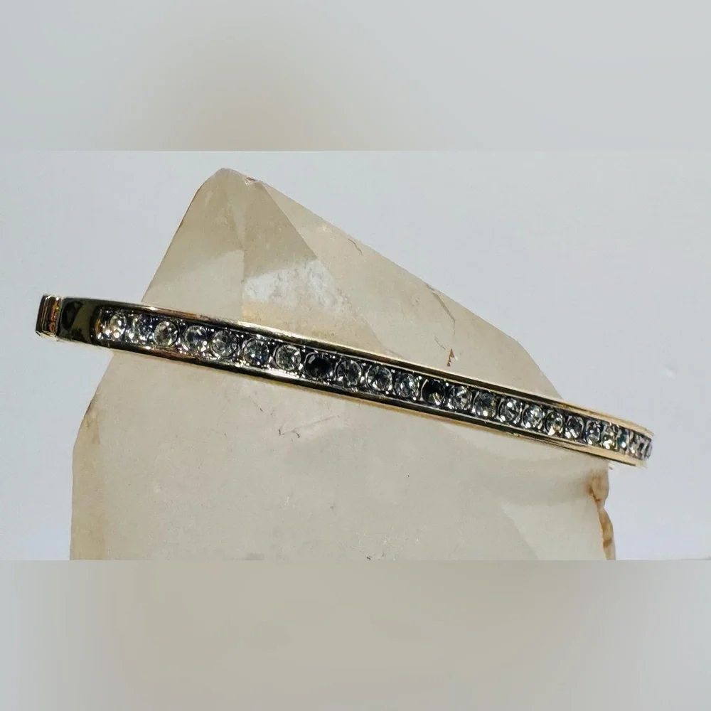 Vintage Swarovski Clear Crystal Hinged Bangle Bracelet *missing stones* - Picture 4 of 15